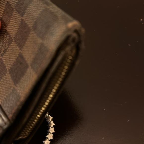 Louis Vuitton damier wallet. Good condition - Picture 9 of 11
